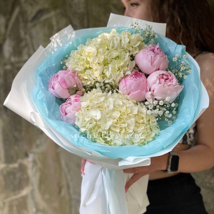 Букет с пионами "Блюсом" в Иваново
