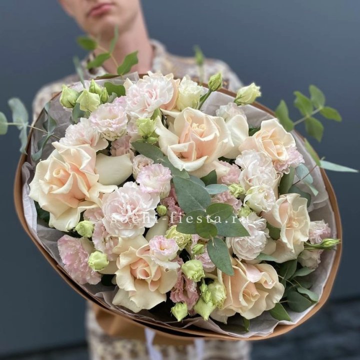  Букет кремовых роз "Мокко" в Иваново