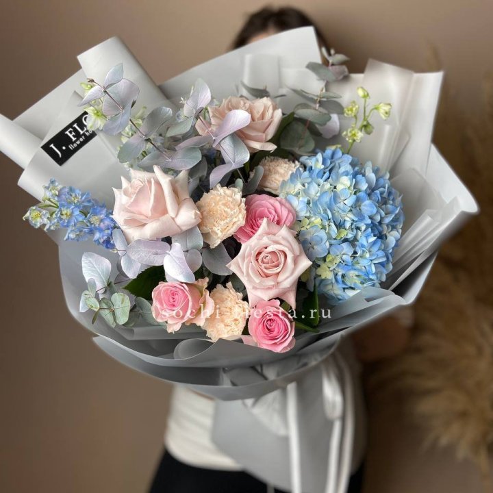 Букет с гортензией № 4 в Иваново