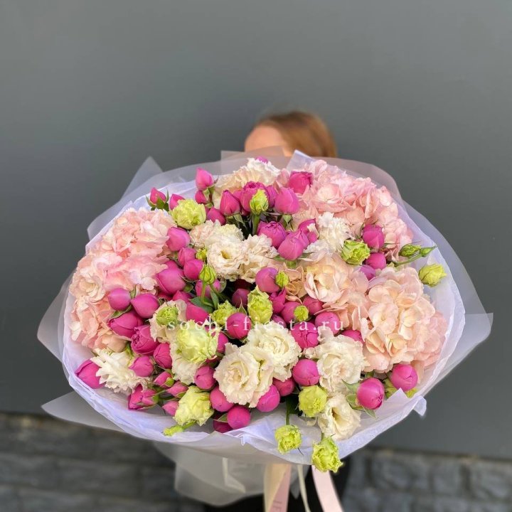  Букет  гортензий и Мисти в Иваново