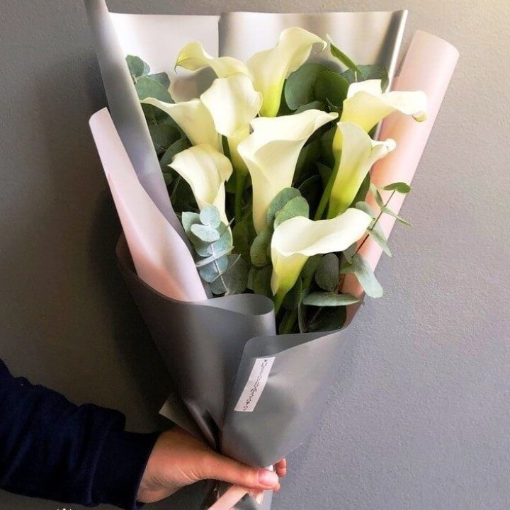 Каллы с эвкалиптом в Иваново