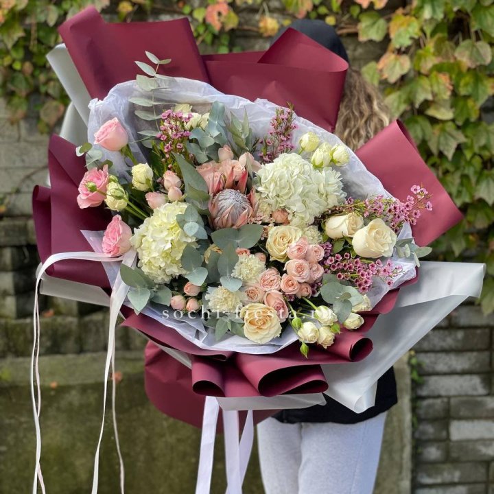 Авторский букет с протеей №1 в Иваново