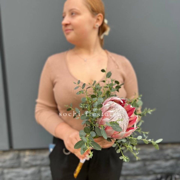 Свадебный букет "Протея" в Иваново