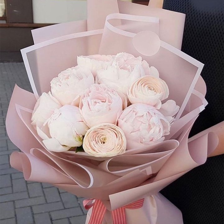 Пионы и ранункулюсы в Иваново