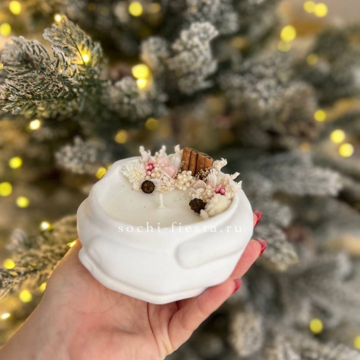 Свеча ароматическая в гипсе Руки с корицей в Иваново