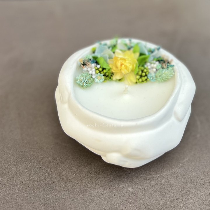 Свеча ароматическая в гипсе Руки в Иваново