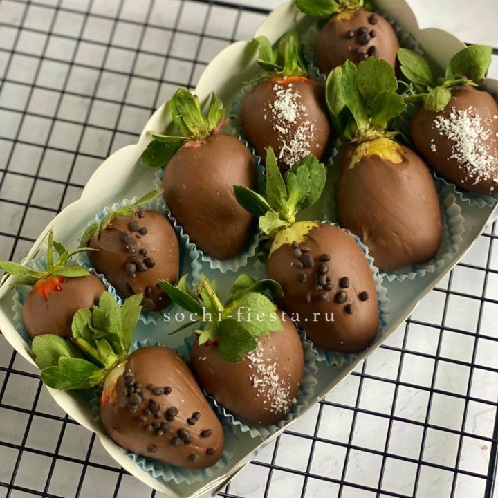 Клубника в шоколаде 10 ягод в Иваново