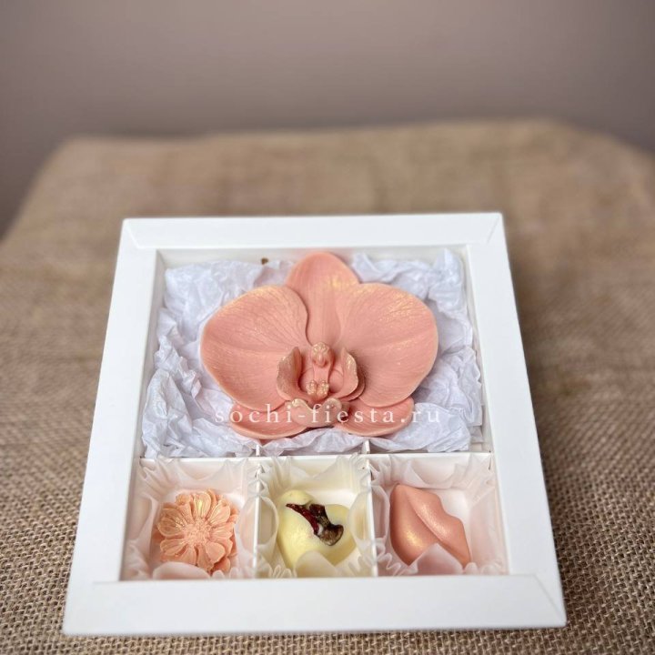 Конфеты из шоколада с Орхидеей в Иваново