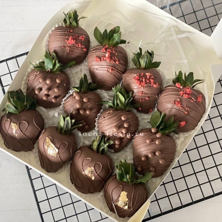 Клубника в шоколаде 12 ягод в Иваново