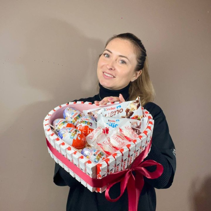 Подарочный набор сердце с Киндерами в Иваново