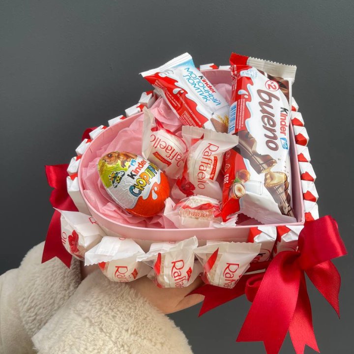 Бокс киндерами и раффаэлло в Иваново