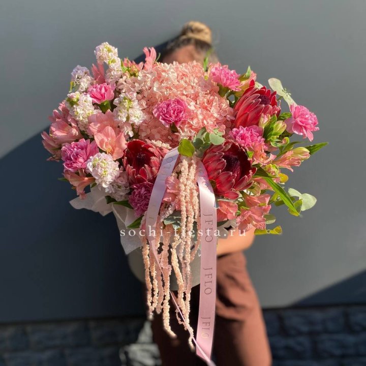 Коробка с цветами "Камикадзе" в Иваново