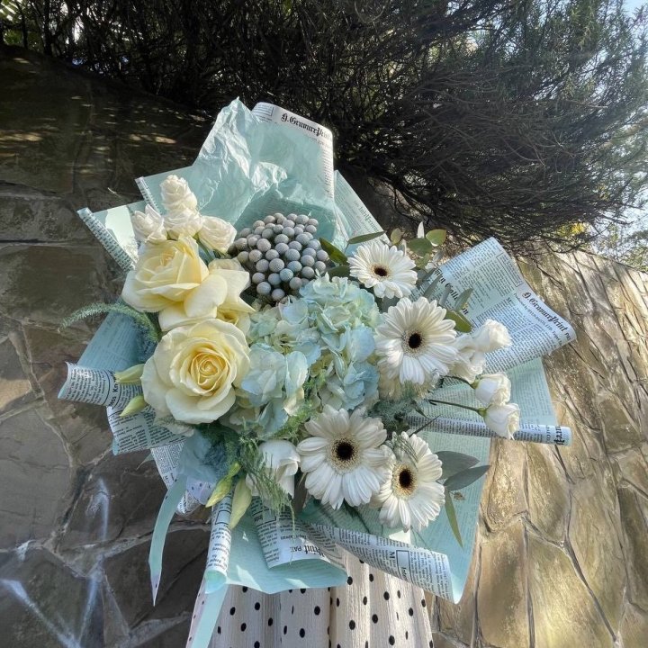 Дизайнерский букет "Линдж-блю" в Иваново