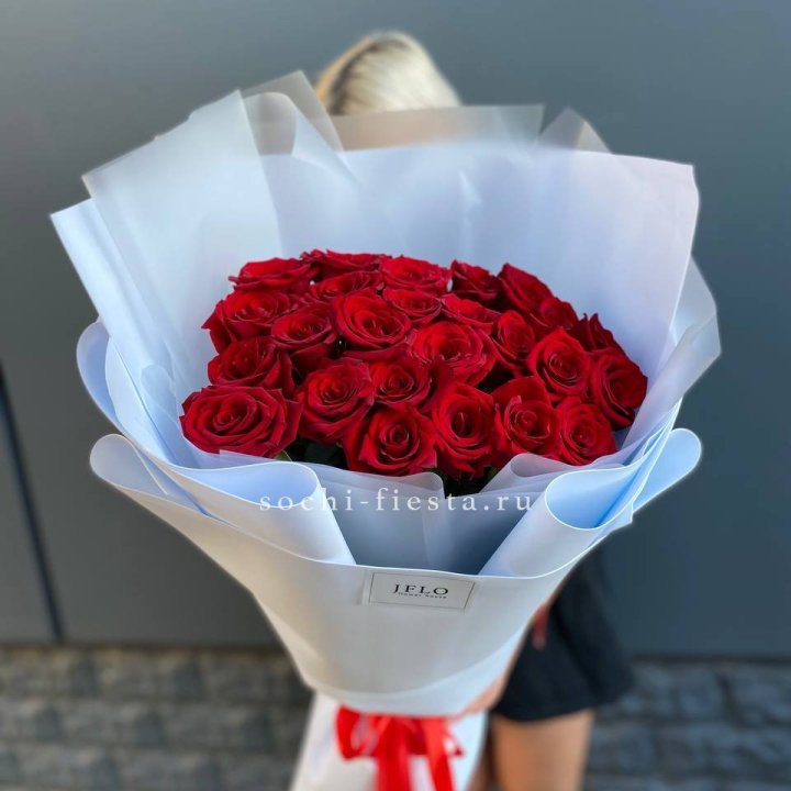 25 высоких роз  в Иваново