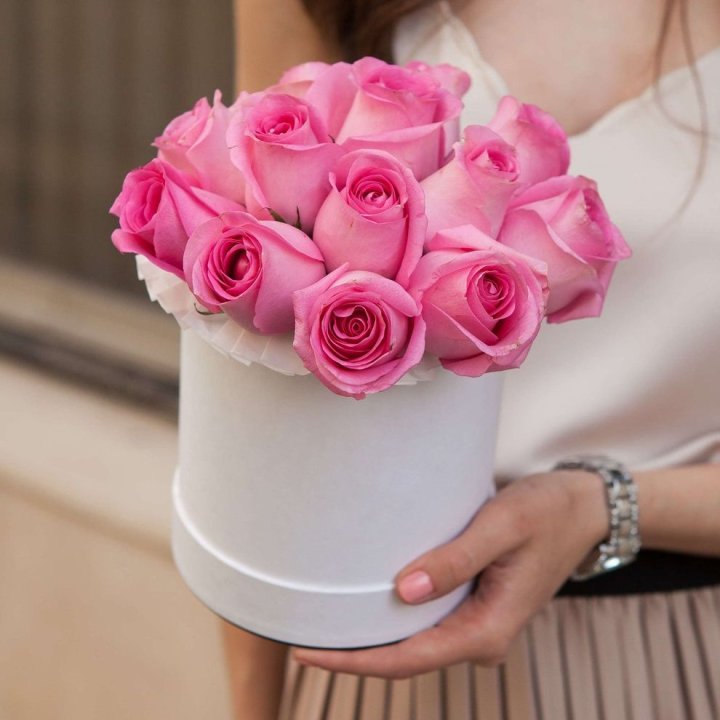 15 роз в боксе Кэтрин в Иваново