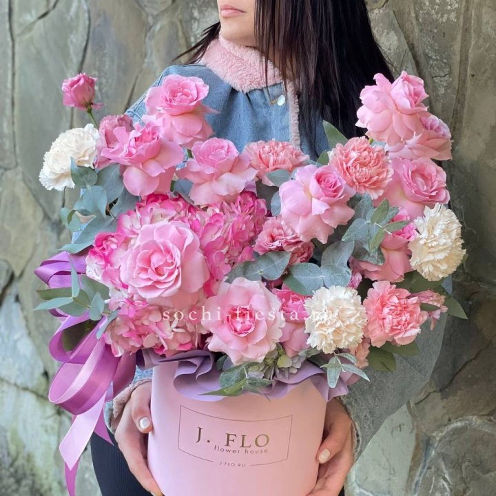 Цветочный бокс "Эсмиральда" в Иваново