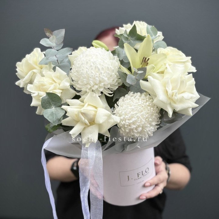 Цветы в шляпной коробке  в Иваново