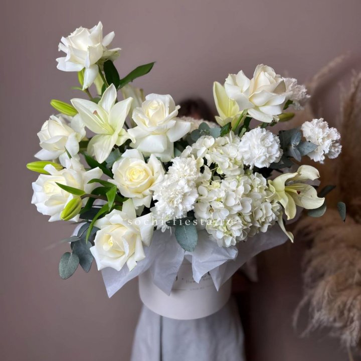 Цветочный бокс "Вайт дримс" в Иваново