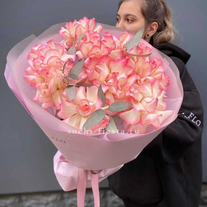 9 французских роз Джумилия в Иваново