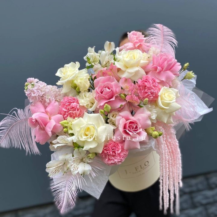 Дизайнерский бокс "Ловели" в Иваново