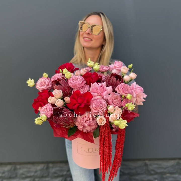 Дизайнерский цилиндр "Криотель" в Иваново