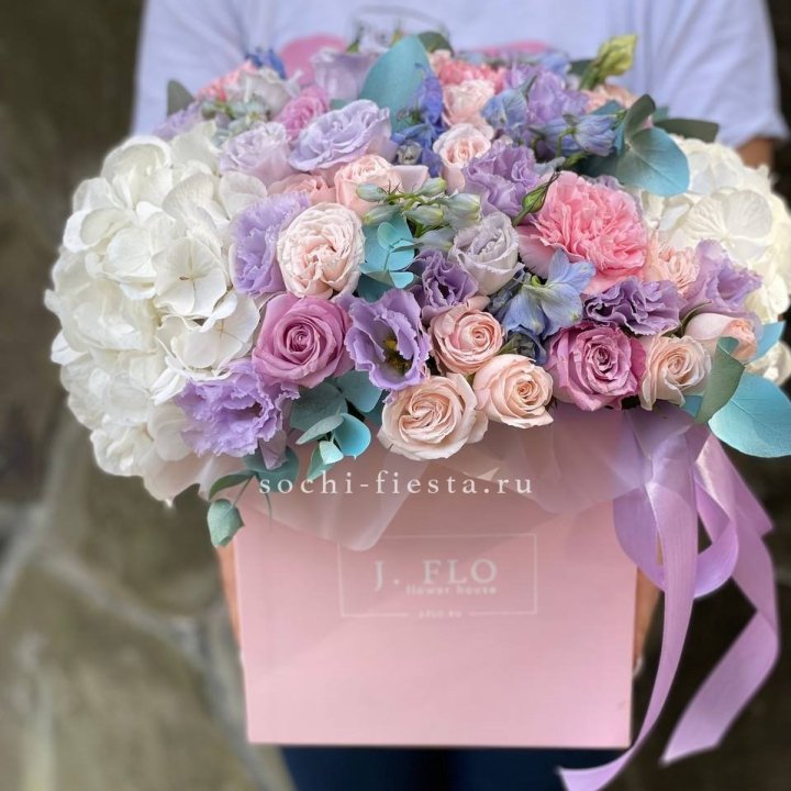 Цветочный бокс макси каб в Иваново
