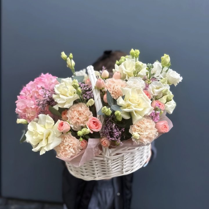 Цветочная корзина "Софтнес" в Иваново