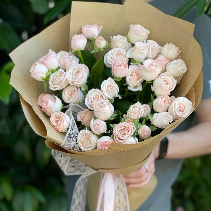 Кустовые розы букет №1 в Иваново