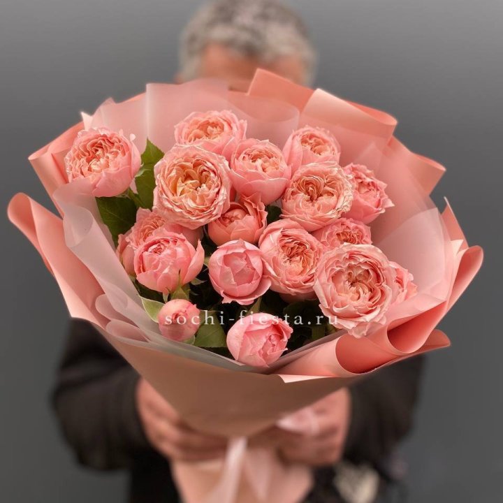 Букет комплимент из кустовых роз Джульетта в Иваново