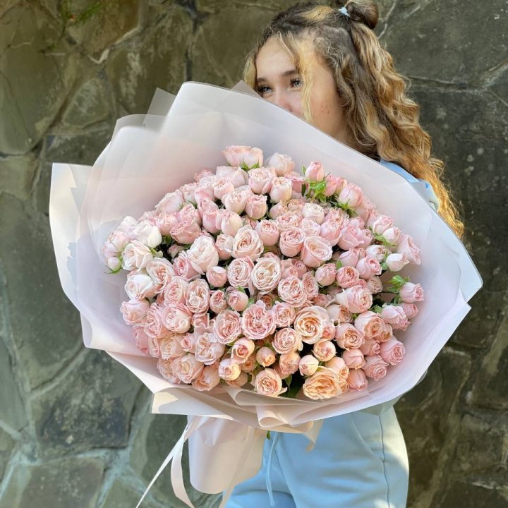 45 роза бомбастик Крем в Иваново