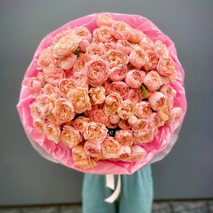 Букет кустовых пионовидных роз Джульетта "Принцесса" в Иваново