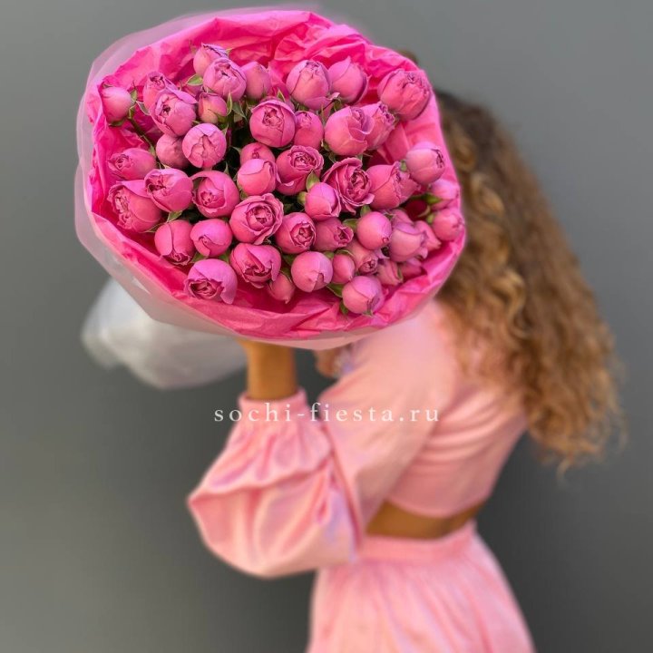 Букет из пионовидных роз  в Иваново