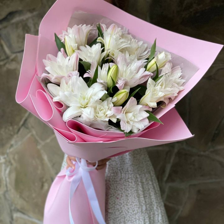 Букет пионовидных лилий №1 в Иваново