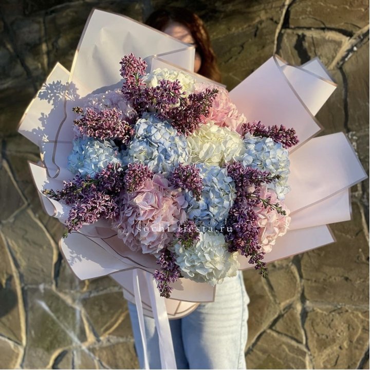 Букет гортензии с сиренью в Иваново