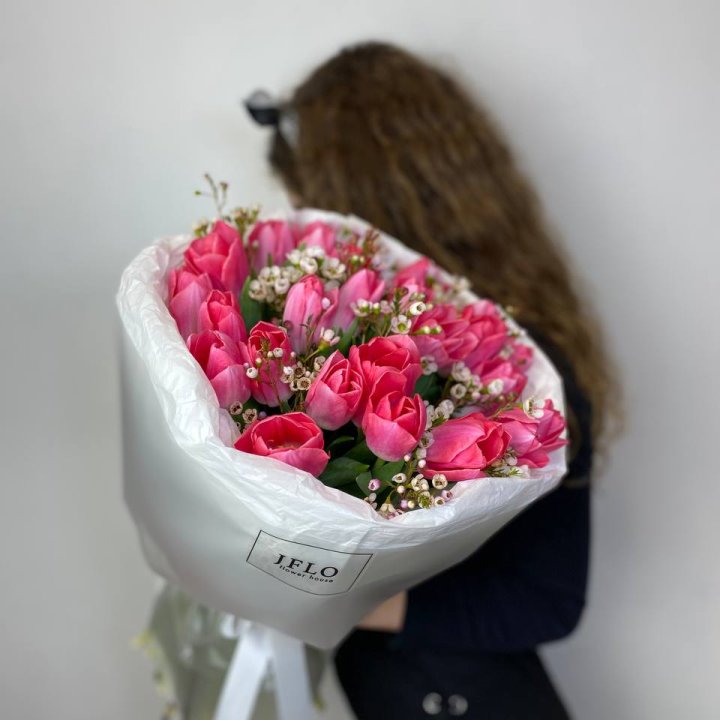 Дуо тюльпаны с хамелациумом в Иваново