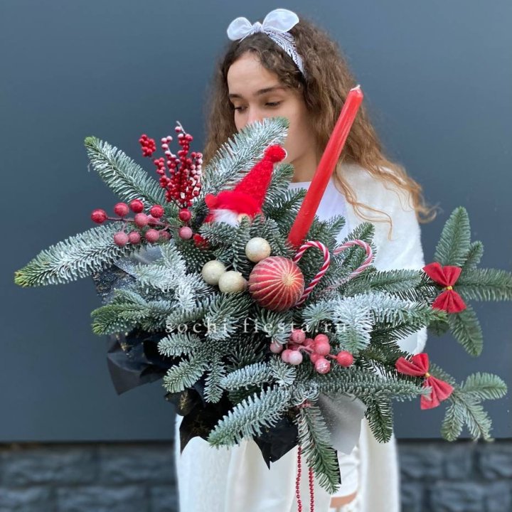 Композиция в бокале красная в Иваново