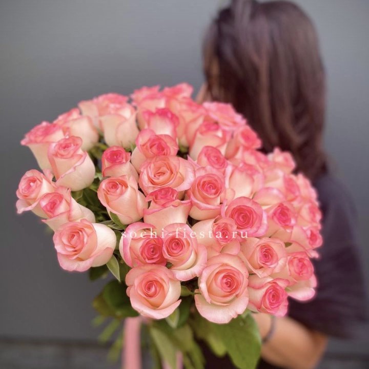 Охапка Роз Джумилия в Иваново