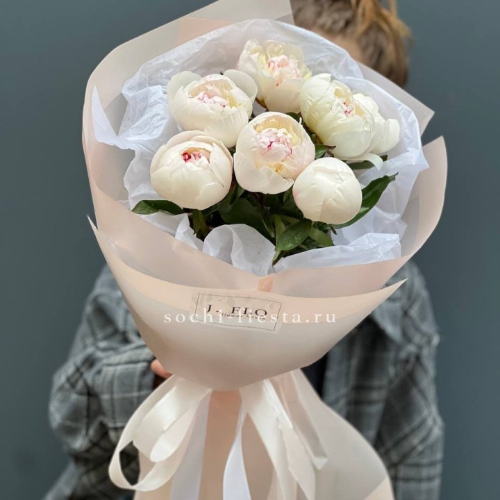 Букет белых пионов в Иваново