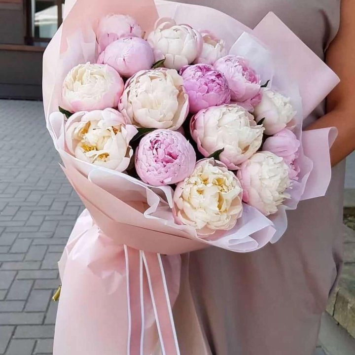 Букет пионов "Маршмелоу" в Иваново