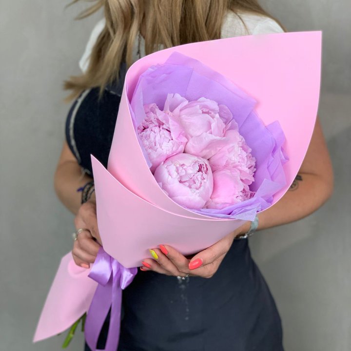 Букет пионов "Файв" в Иваново