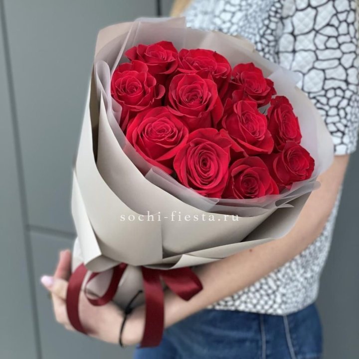 Букет красных роз "Рози" в Иваново