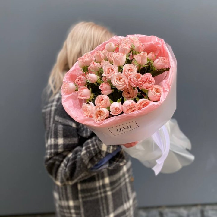 11 роз бомбастик в Иваново