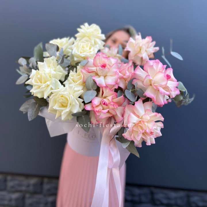 15 Французских роз в боксе в Иваново