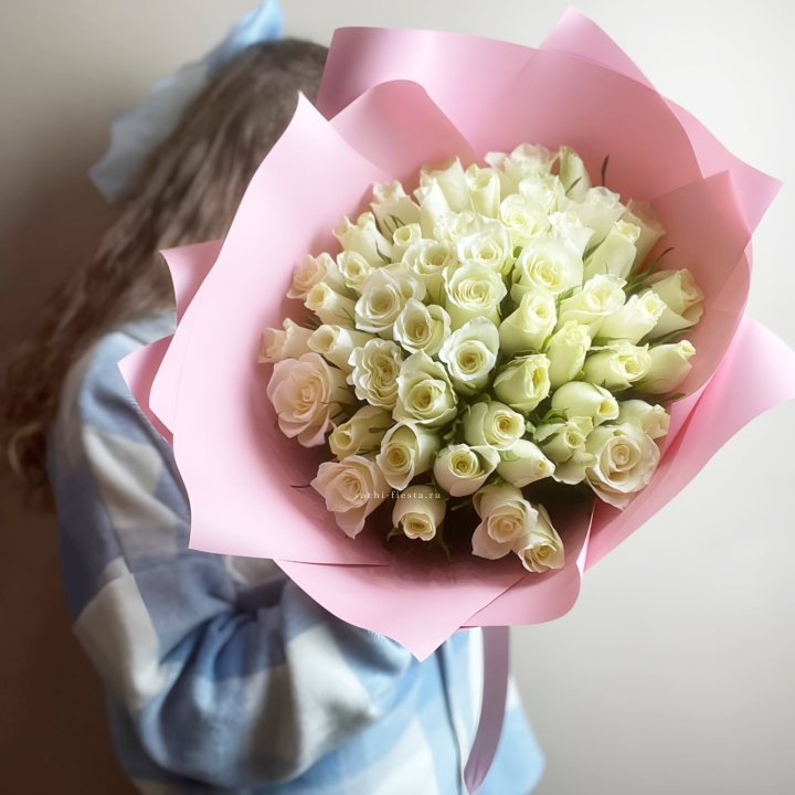Букет из 51 белой розы (Кения) в Иваново