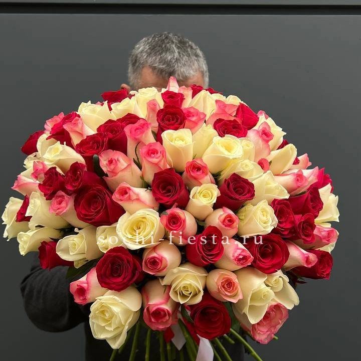 101 разноцветная роза "Джули" в Иваново