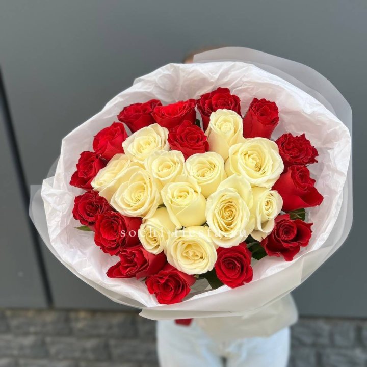 27 роз микс в Иваново