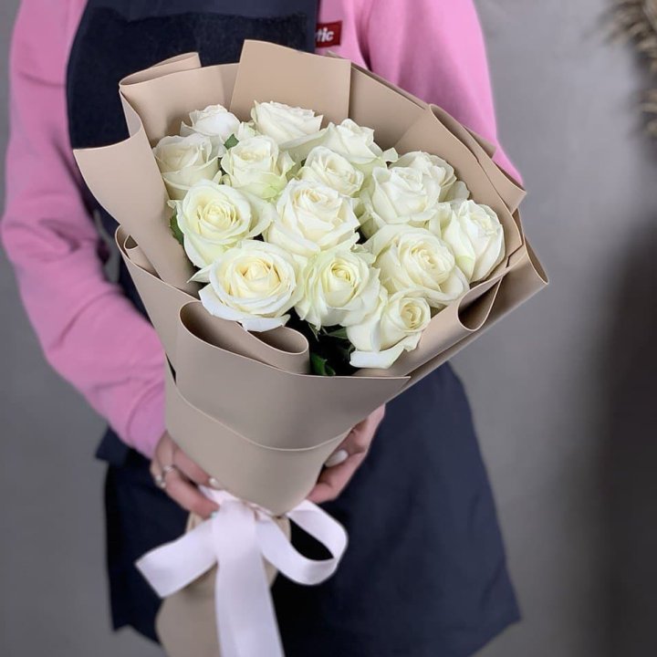 15 белых роз миракли в Иваново