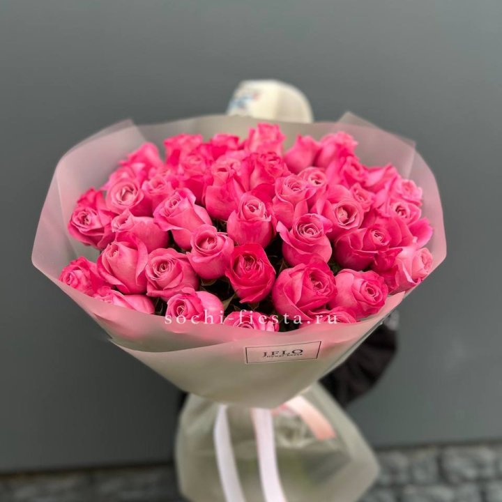 Роза малиновая в Иваново