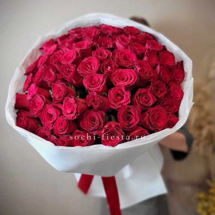 65 красных роз вайт в Иваново