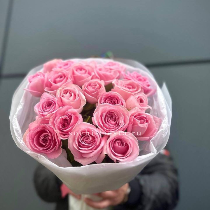 21 Розовая роза в белом в Иваново